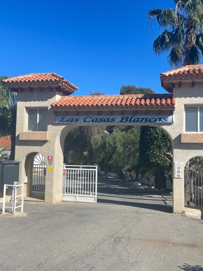 Bungalow Para 6 Pax A 7 Minutos De Playa Albir 拉尔法斯德尔皮 外观 照片